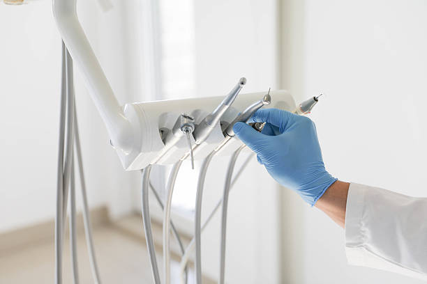 24/7 Emergency Teeth Cleaning And Checkup experts in Manchester, NH